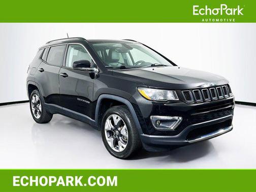 Diamond Black Crystal Pearlcoat 2017 Jeep New Compass Limited