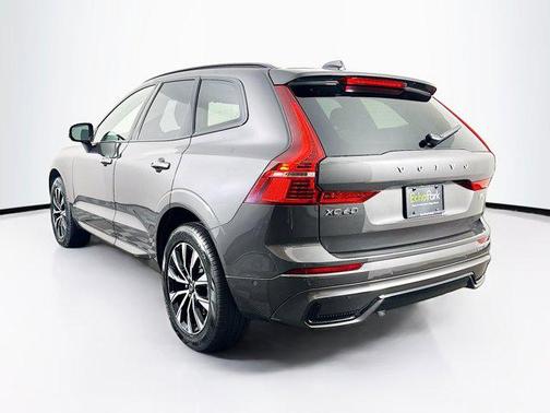 2025 Volvo XC60 B5 Plus