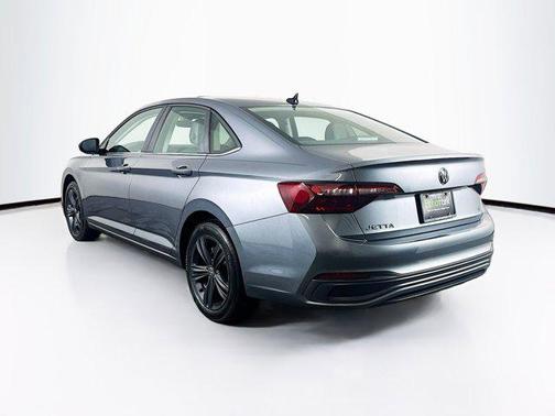 2022 Volkswagen Jetta 1.5T SE