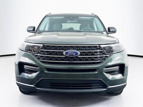 Forged Green Metallic 2024 Ford Explorer XLT