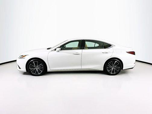 2022 Lexus ES 350 Base
