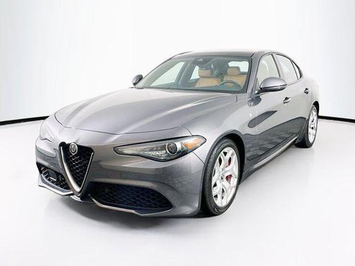 2022 Alfa Romeo Giulia Ti