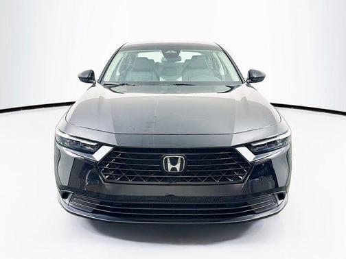 2025 Honda Accord LX 1.5T