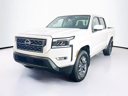 2024 Nissan Frontier SL
