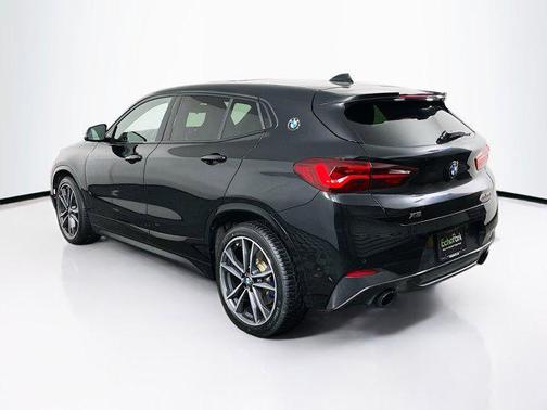 2022 BMW X2 M35i