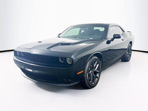 2022 Dodge Challenger SXT