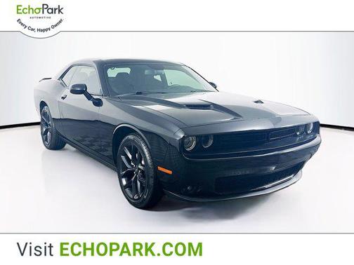 2022 Dodge Challenger SXT