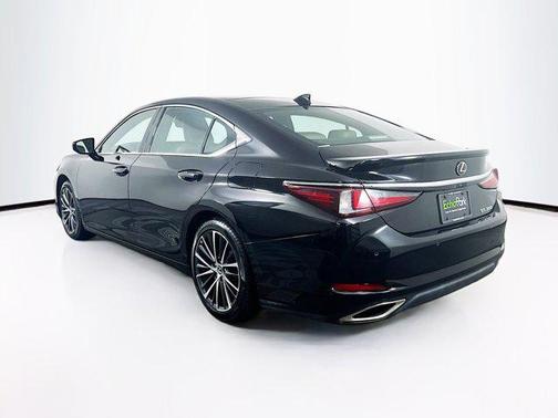 2022 Lexus ES 350 Base