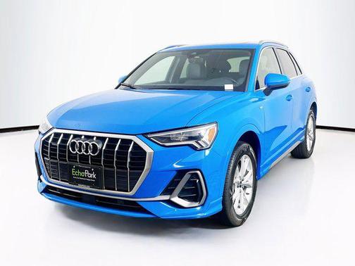 2023 Audi Q3 Premium 45 TFSI S line quattro Tiptronic