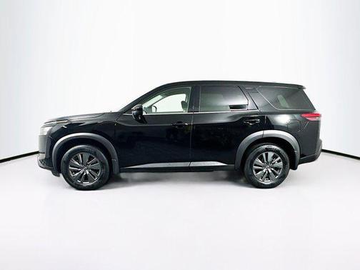 2024 Nissan Pathfinder S 4WD