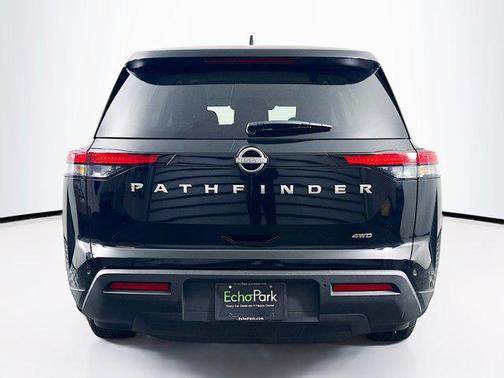 2024 Nissan Pathfinder S 4WD