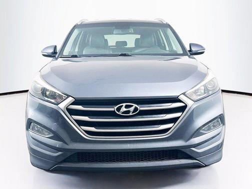 2017 Hyundai TUCSON SE Plus