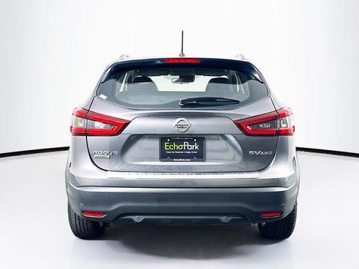 2022 Nissan Rogue Sport SV