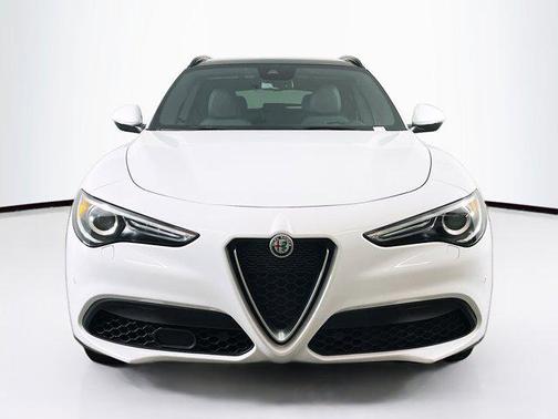 2022 Alfa Romeo Stelvio Ti