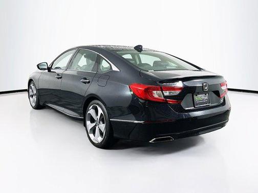 Crystal Black Pearl 2018 Honda Accord Touring 2.0T
