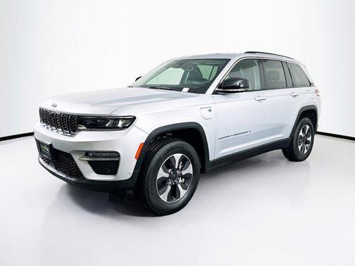 2022 Jeep Grand Cherokee 4xe Base