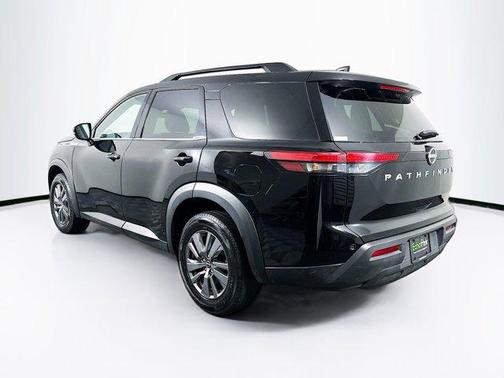 2025 Nissan Pathfinder SV FWD
