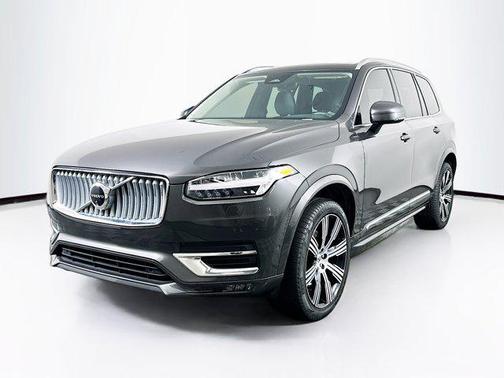 2024 Volvo XC90 B6 Plus Bright Theme 7-Seater