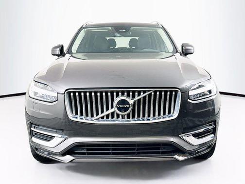2024 Volvo XC90 B6 Plus Bright Theme 7-Seater