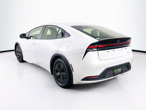 2023 Toyota Prius LE