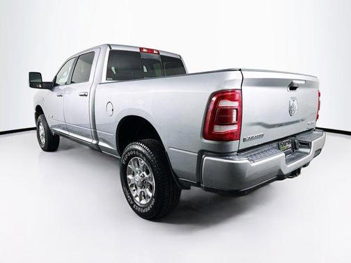 2024 RAM 2500 Laramie Crew Cab 4x4 6'4' Box