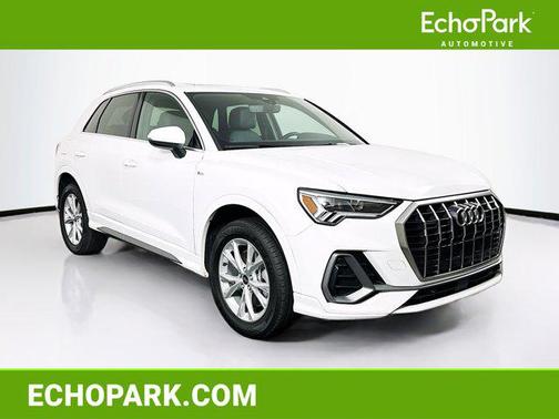 2024 Audi Q3 Premium 45 TFSI S line quattro Tiptronic