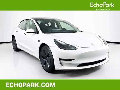 Pearl White Multi-Coat 2023 Tesla Model 3 Standard Range
