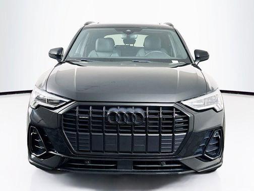 2023 Audi Q3 Premium 45 TFSI S line quattro Tiptronic