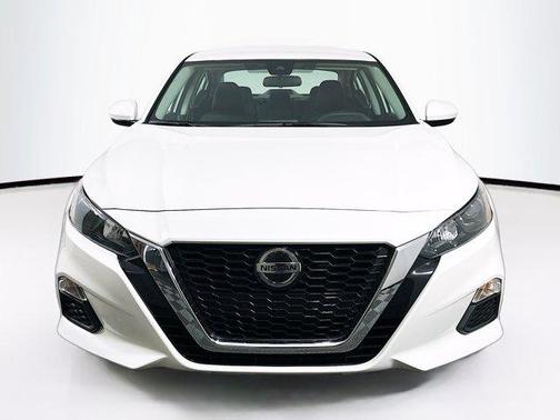 2022 Nissan Altima S FWD