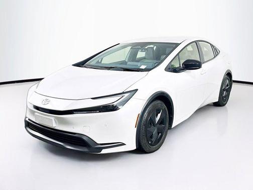 2024 Toyota Prius LE