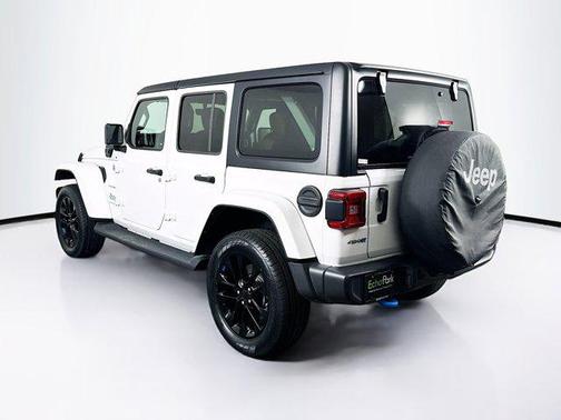 Bright White Clearcoat 2023 Jeep Wrangler 4xe Sahara