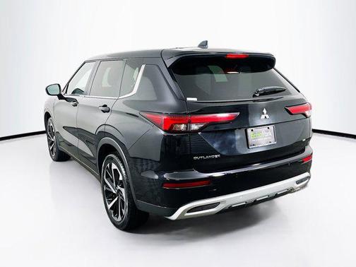 2023 Mitsubishi Outlander SE 2.5 2WD