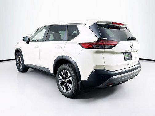 Pearl White Tricoat 2023 Nissan Rogue SV