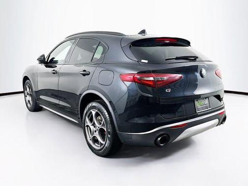 2022 Alfa Romeo Stelvio Ti