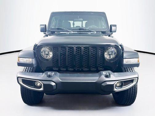 2022 Jeep Gladiator Sport S
