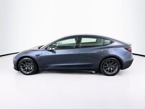 2020 Tesla Model 3 Standard Range