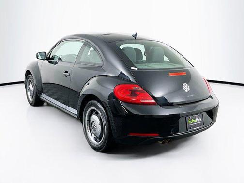 2012 Volkswagen Beetle Base
