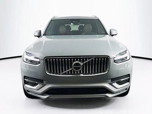 2024 Volvo XC90 B5 Plus Bright Theme