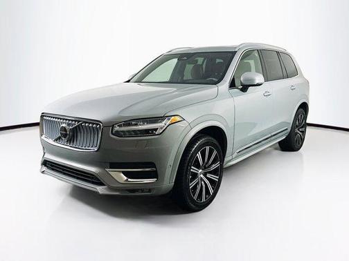 2024 Volvo XC90 B5 Plus Bright Theme