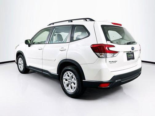 2023 Subaru Forester Base