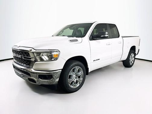 Bright White Clearcoat 2022 RAM 1500 Big Horn/Lone Star