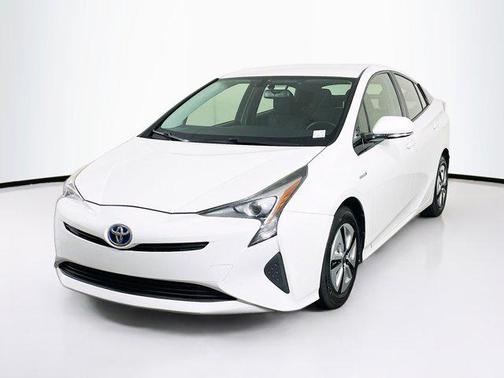 2016 Toyota Prius Three