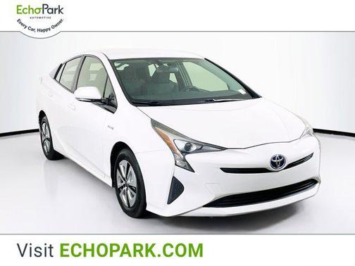 2016 Toyota Prius Three