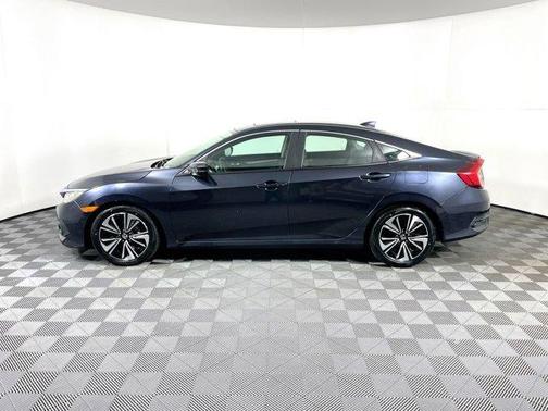 Photo 5 of 34 of 2016 Honda Civic EX-T