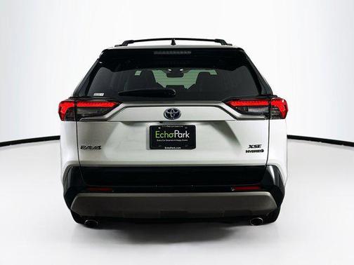 2023 Toyota RAV4 Hybrid SE