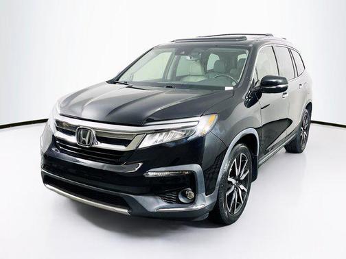 2019 Honda Pilot Touring 8-Passenger