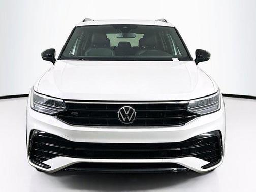 2022 Volkswagen Tiguan 2.0T SE R-Line Black 4MOTION