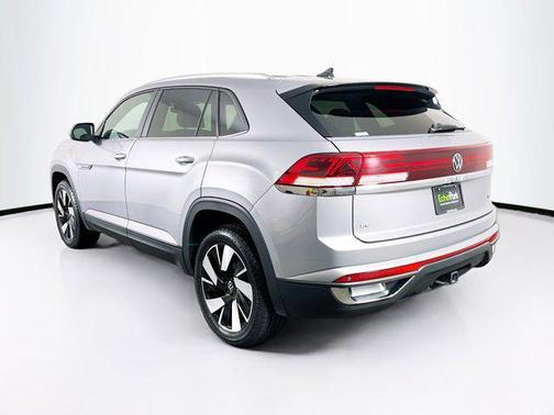 2024 Volkswagen Atlas Cross Sport 2.0T SE w/Technology 4MOTION