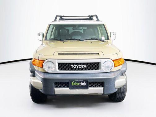 2014 Toyota FJ Cruiser Base