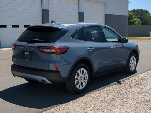 VAPOR BLUE METALLIC 2025 Ford Escape ACTIVE
